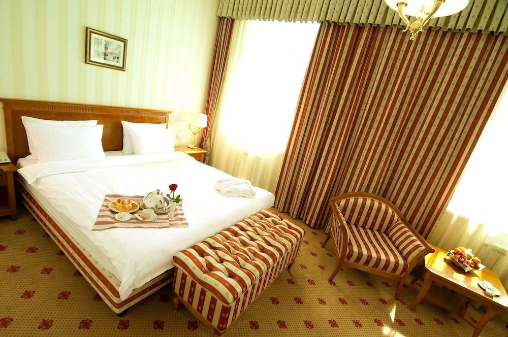 undefined Grand Hotel Tien Shan 9