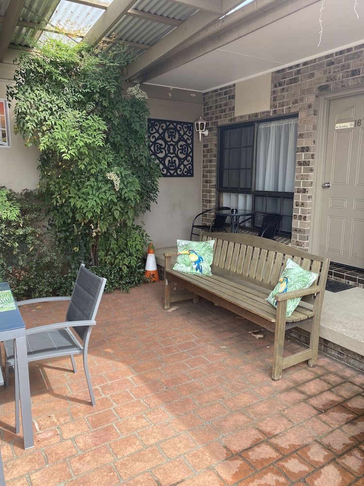 Marriott Park Motel Twin Room 9