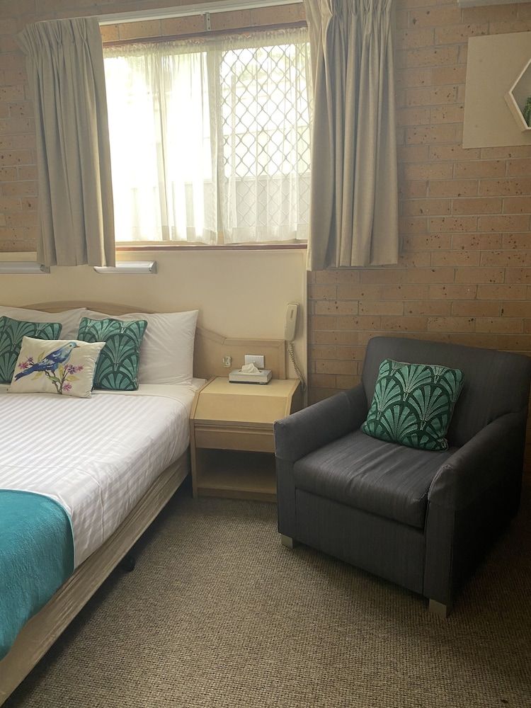 Marriott Park Motel Queen Room 15