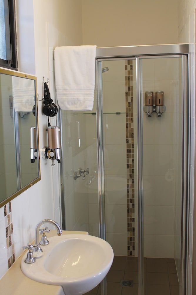 Marriott Park Motel Twin Room 10