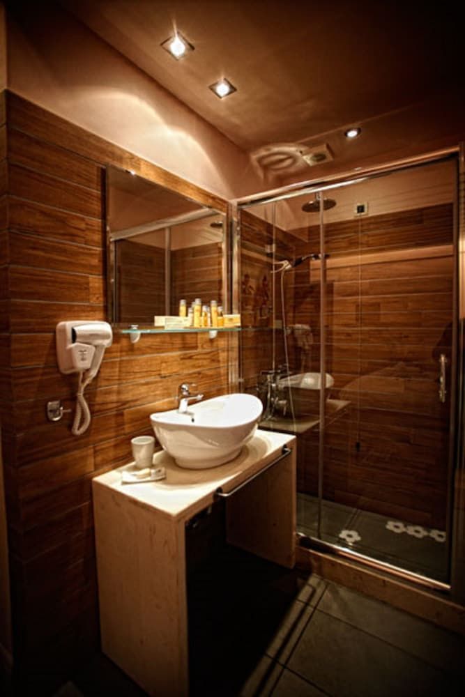 Pirrion Wellness Hotel Design Room, Fireplace, Mountain View 8