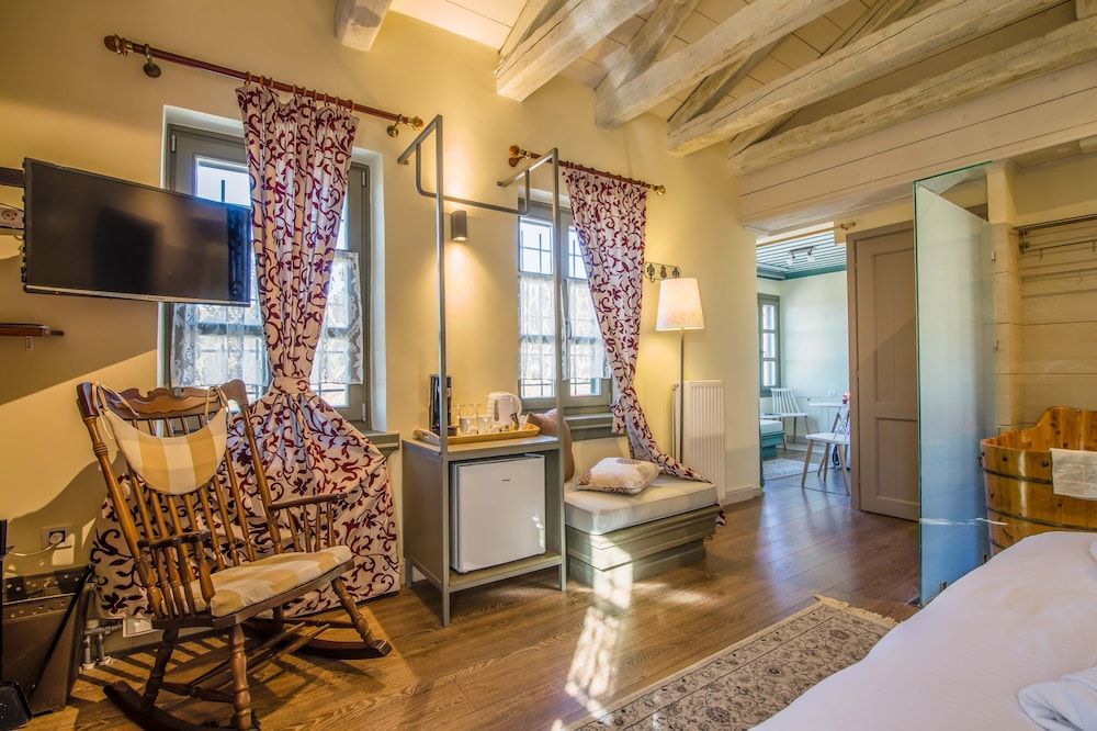 Pirrion Wellness Hotel Premier Suite, Fireplace, Mountain View (Love) 11