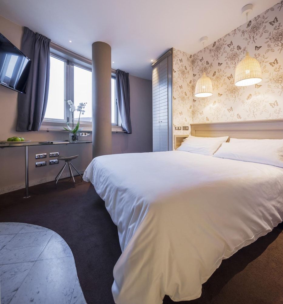 Hotel Nature Oviedo Classic Double Room 3