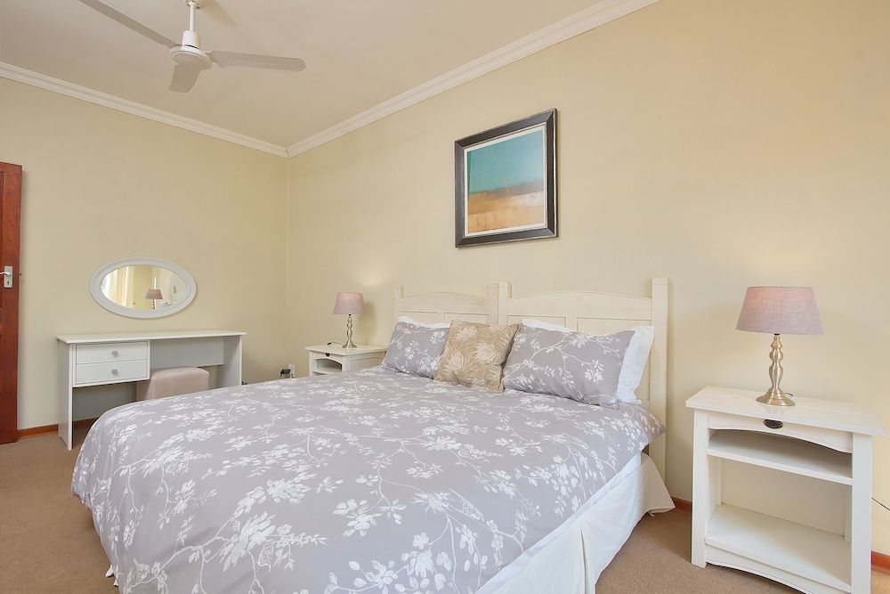 Centurion Golf Suites Boca Walk Executive Apartment, 3 Bedrooms 2