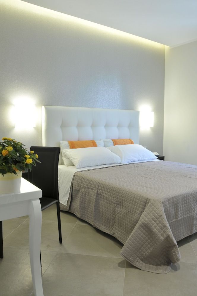 Gemini Suite Deluxe Triple Room, 1 Bedroom 6