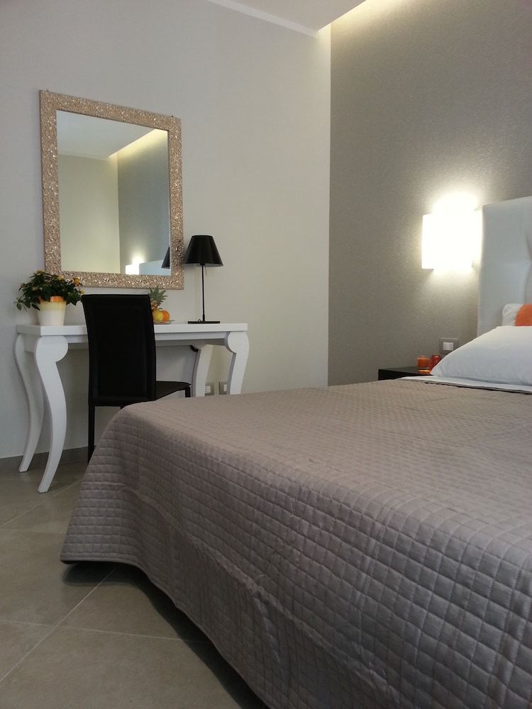 Gemini Suite Deluxe Triple Room, 1 Bedroom 3