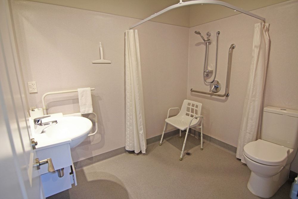 Hanmer Apartments Standard Apartment, 2 Bedrooms, Accessible 8