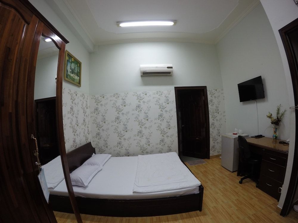 Spring Hotel Standard Room 3