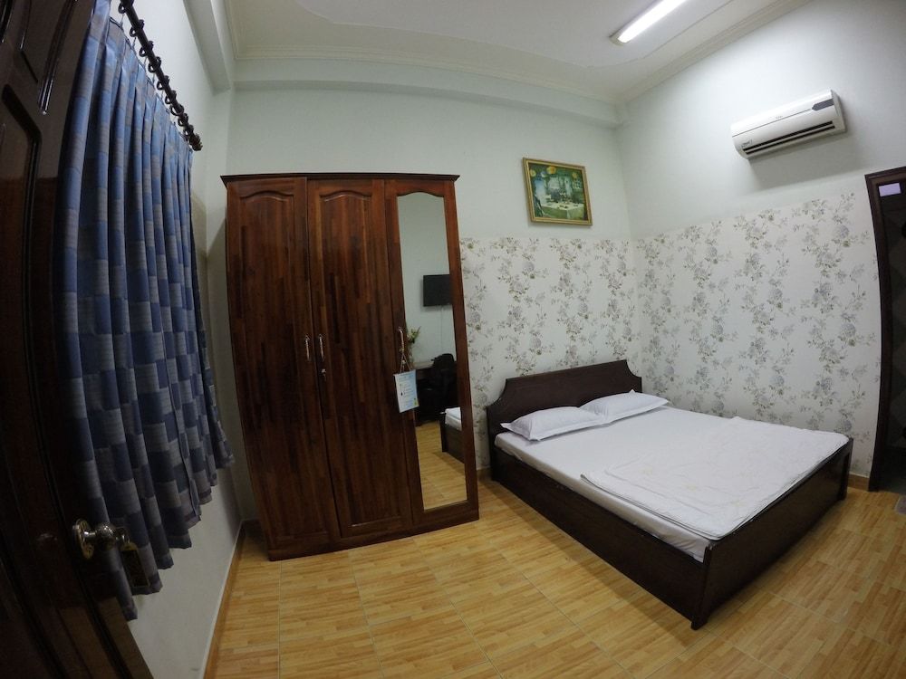 Spring Hotel Standard Room 4