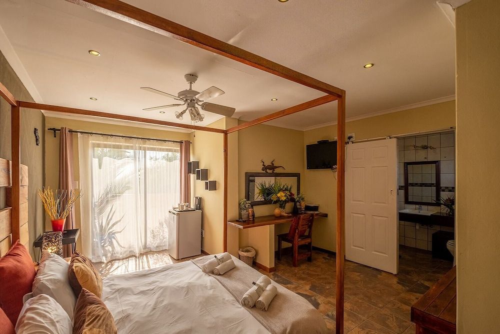 Gecko Ridge Guest House Luxury Room 8