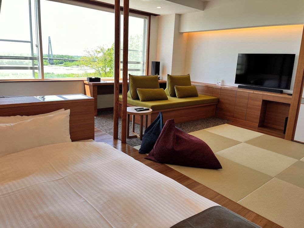 Kangetsuen Synchronized Twin Room, Japanese Western Style, Non Smoking 2