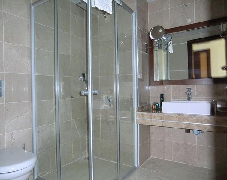 Hotel Adanava Twin Room - Disability Access 3