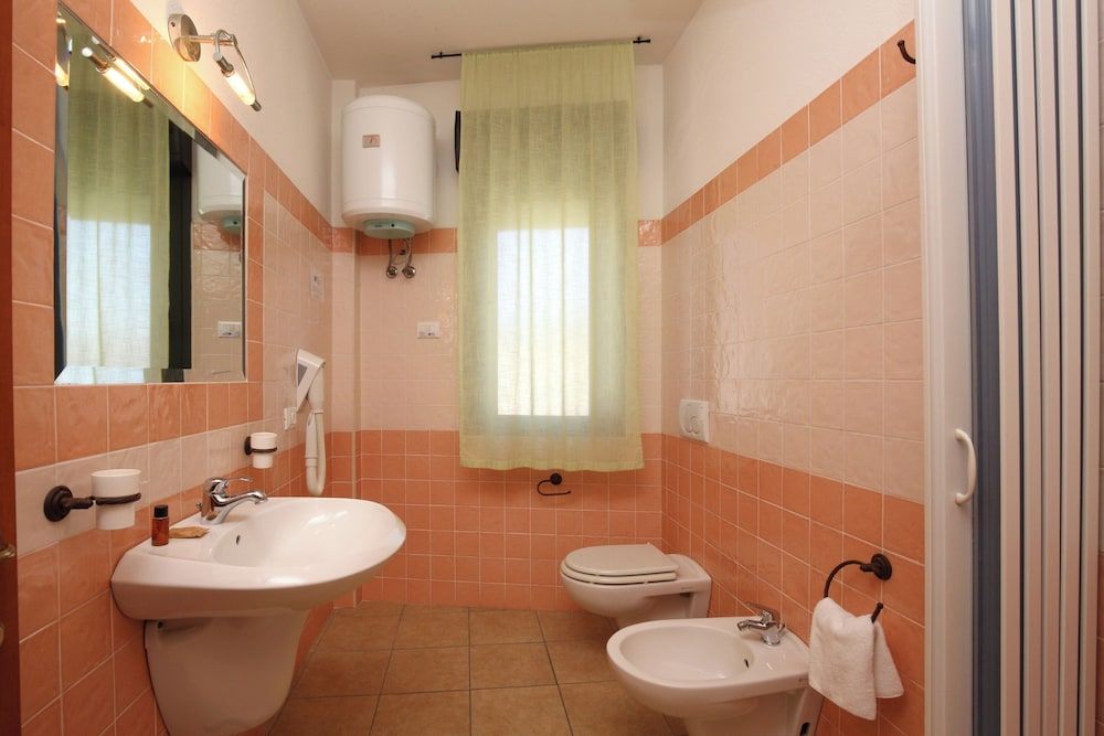 Hotel Residence Ampurias Family Room 4