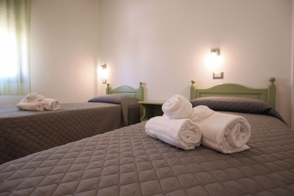 Hotel Residence Ampurias Family Room 2