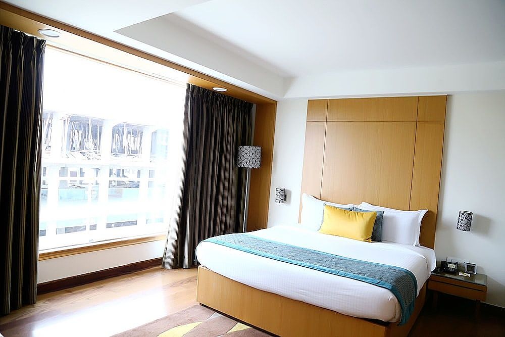 Lemon Tree Hotel, Dehradun Business Room 8