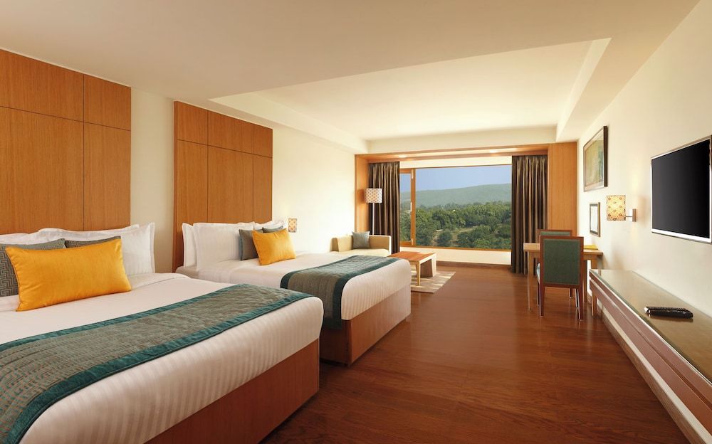 undefined Lemon Tree Hotel, Dehradun 8