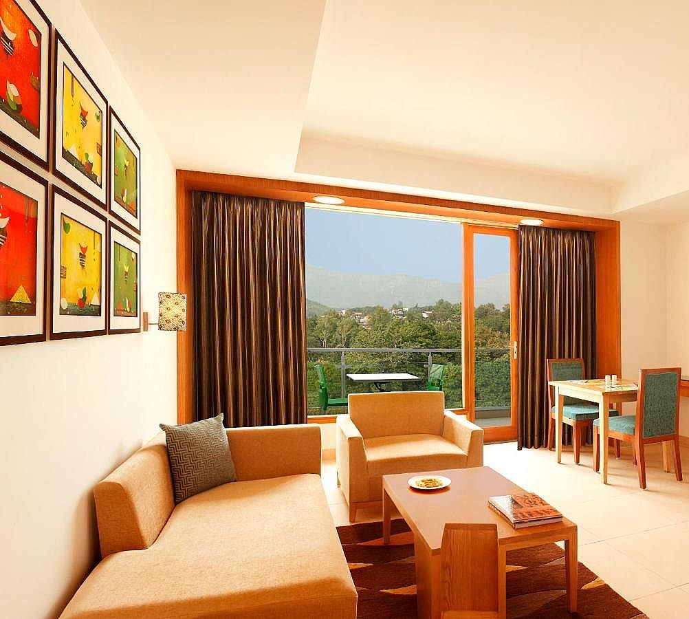 undefined Lemon Tree Hotel, Dehradun 8