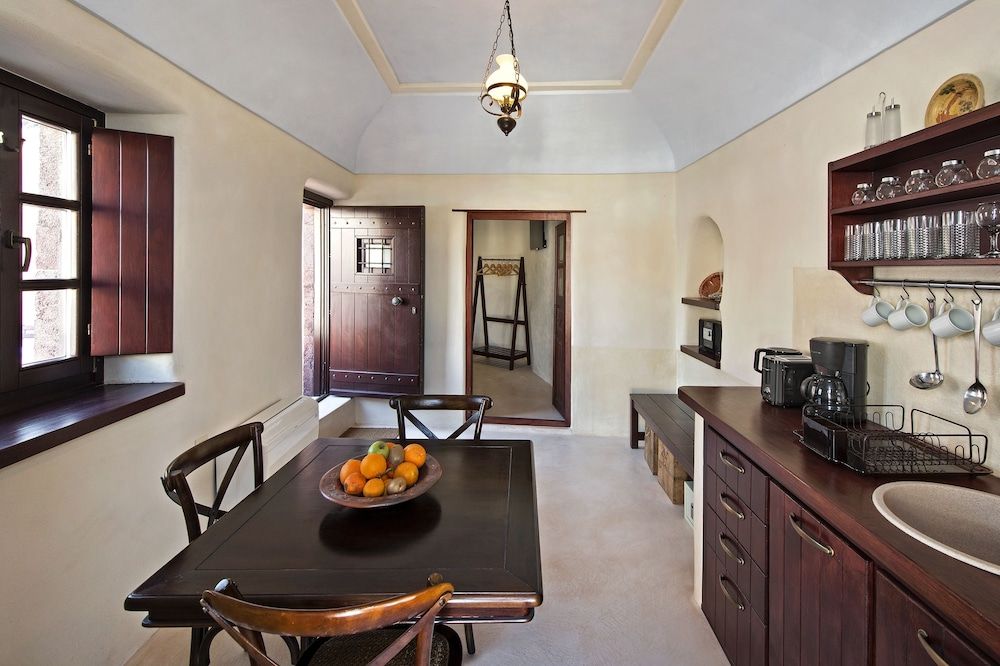 Azalea Houses Traditional House, 1 Bedroom 5