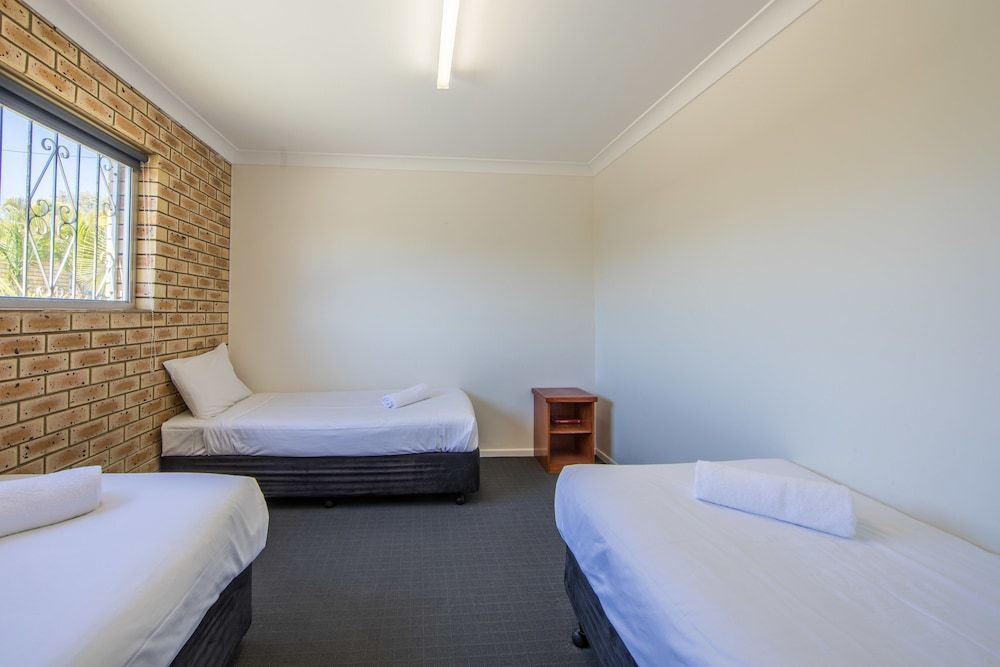 Caboolture Motel Apartment, 2 Bedrooms 2