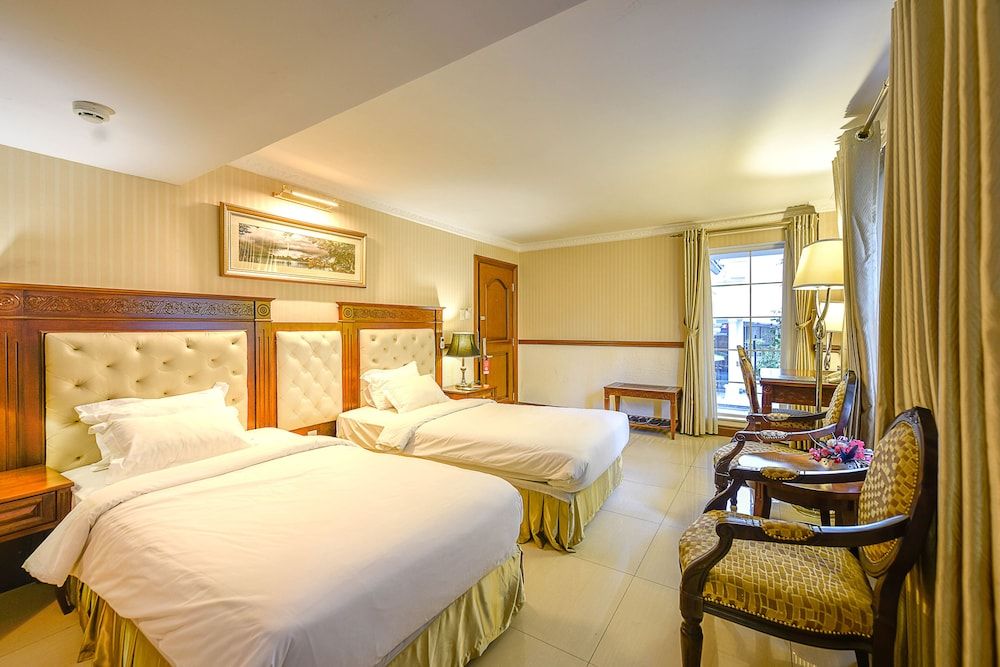 Deluxe Double or Twin Room