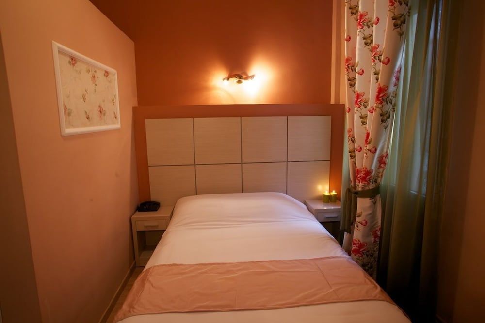 undefined Atlantis Hotel 8