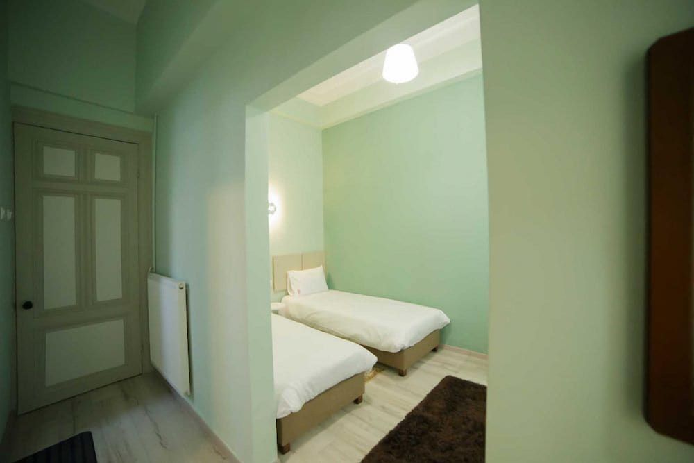 undefined Atlantis Hotel 2