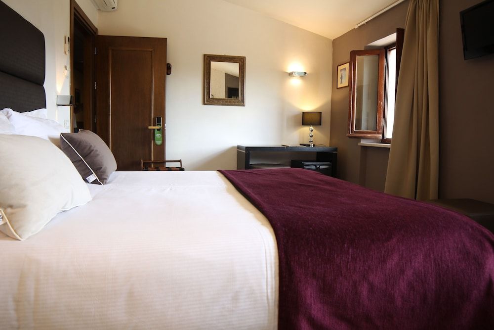 Classic Double Room, Valley View