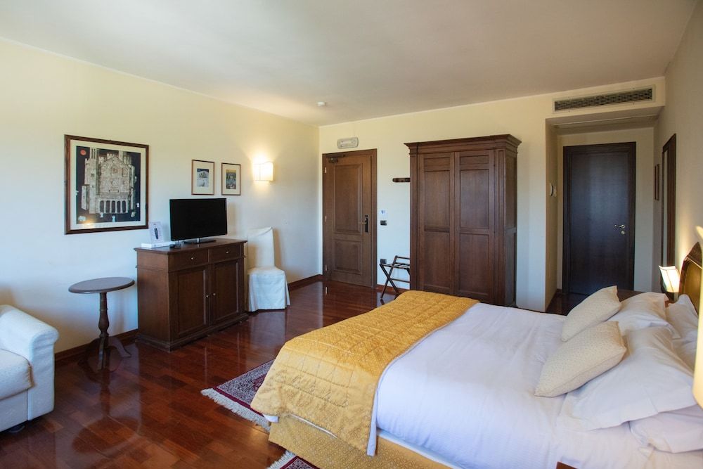 Hotel Ristorante La Bastiglia Deluxe Double Room, Valley View