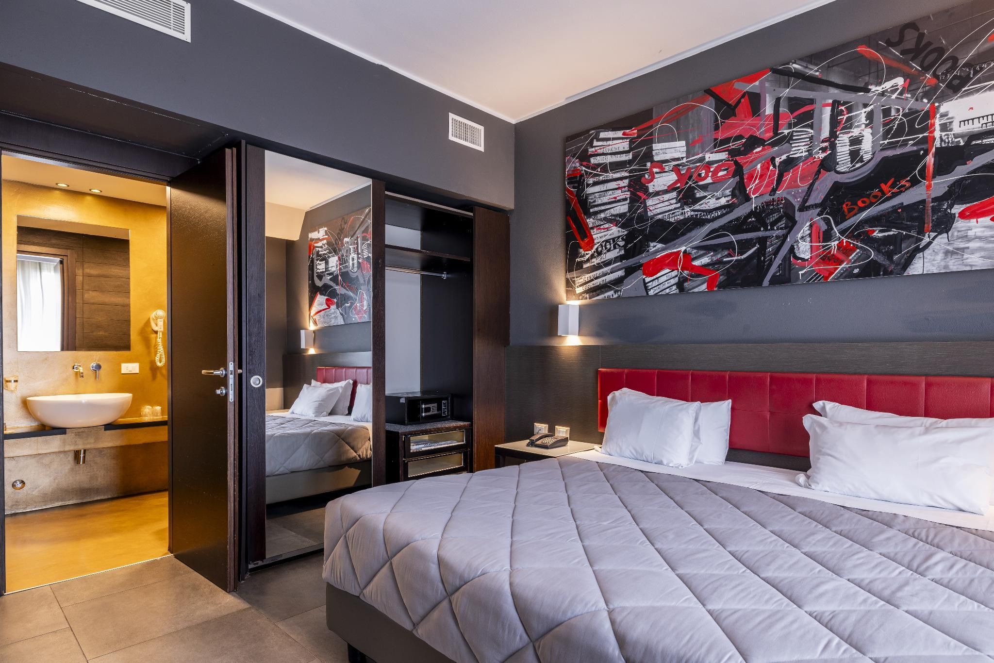 undefined Hotel Da Vinci 5