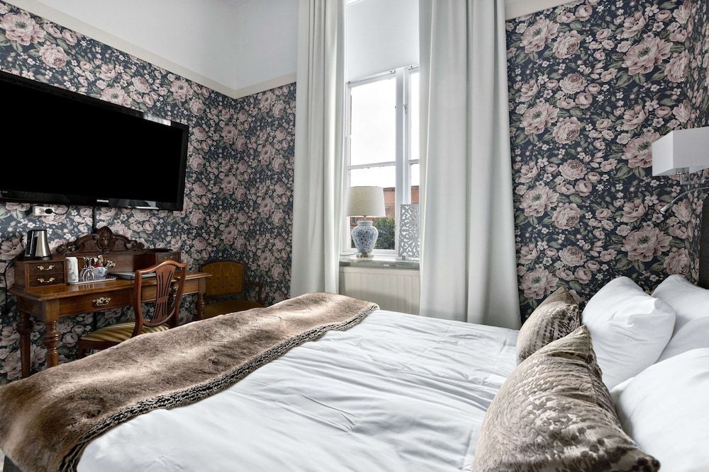 Nora Stadshotell, Sure Hotel Collection by Best Western Standard Room, 2 Twin Beds, Non Smoking 3