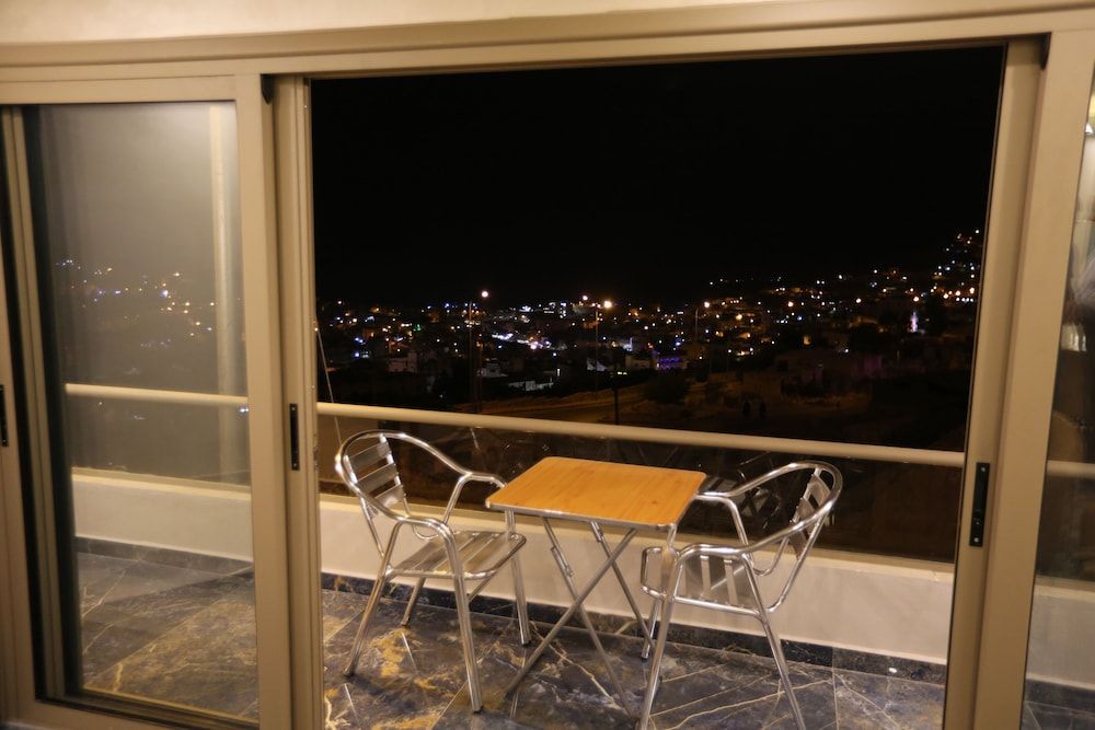 Petra Sella Hotel Deluxe Double Room 13