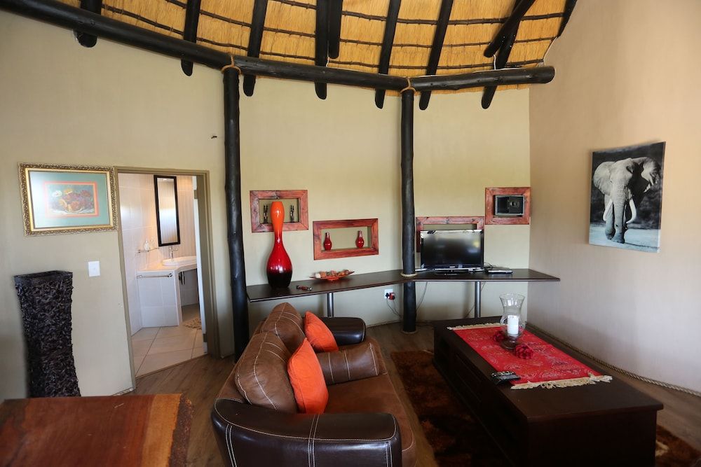 Lapa Lange Game Lodge Executive Villa 5