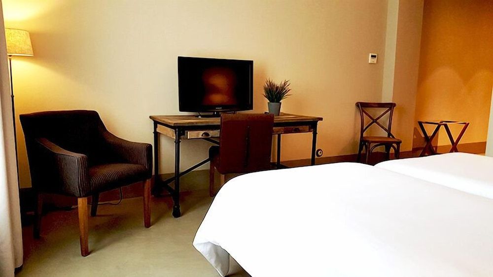 Rusticae Palacio Carvajal Girón Superior Room 12