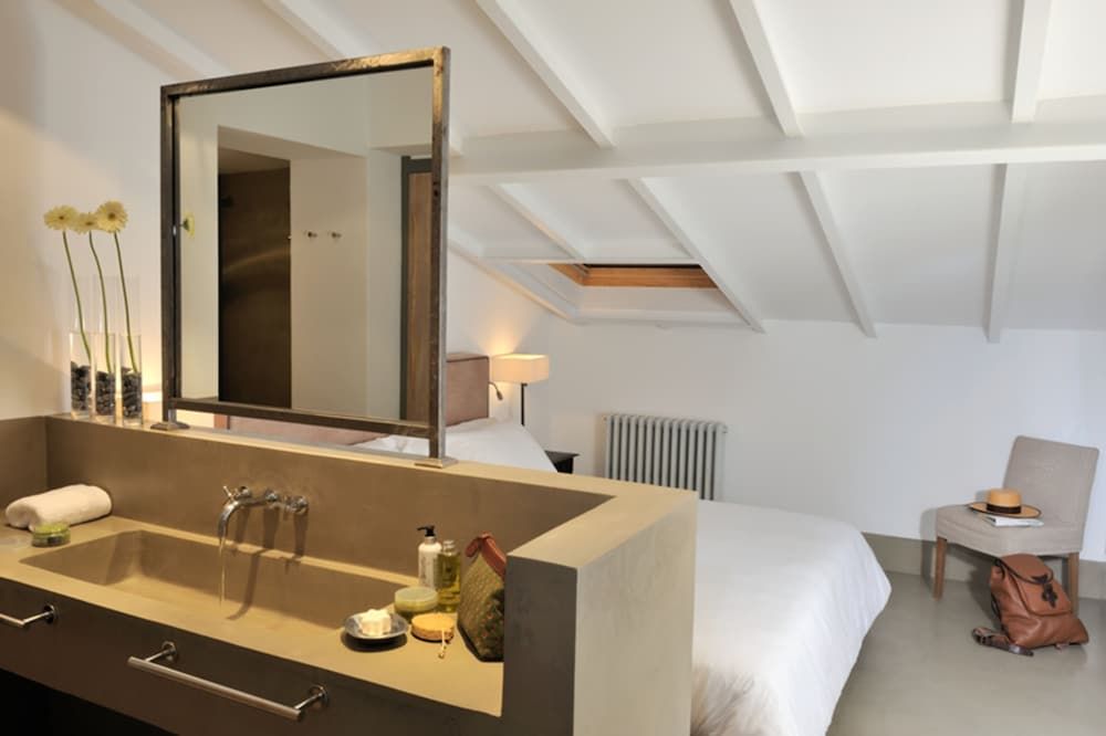 Rusticae Palacio Carvajal Girón Double Room 12