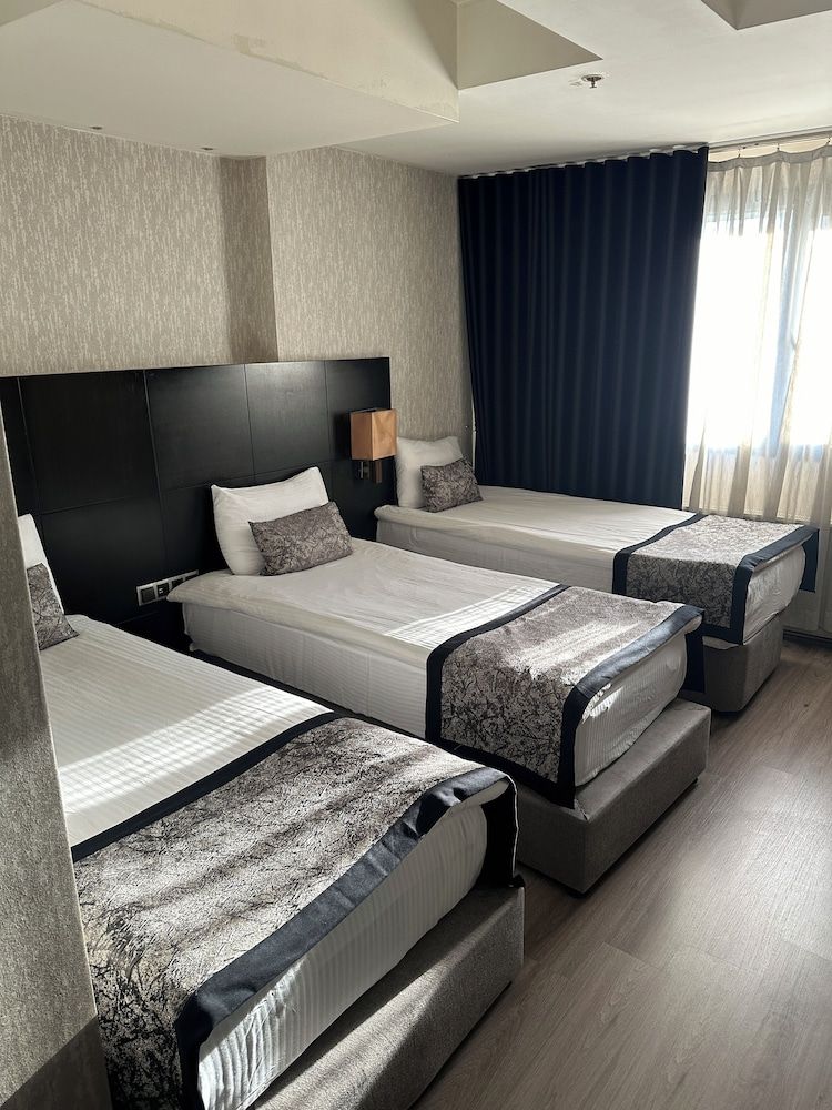 Grand Denizli Hotel Standard Triple Room 7