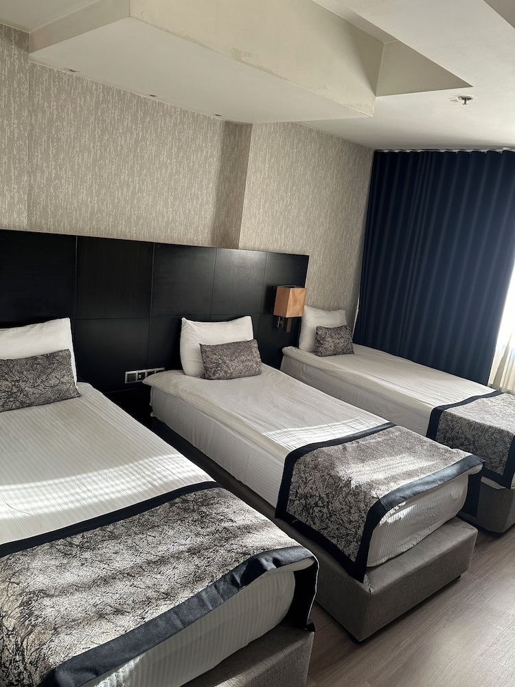 Grand Denizli Hotel Standard Triple Room 7