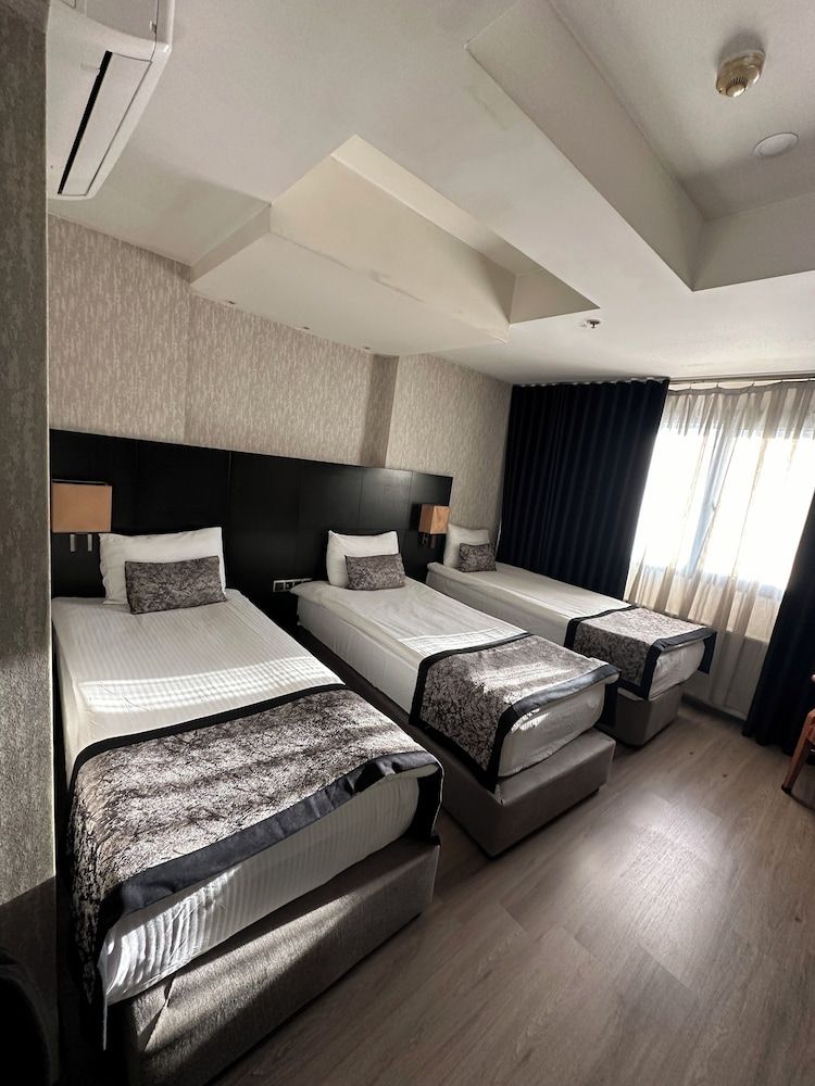 Grand Denizli Hotel Standard Triple Room 8