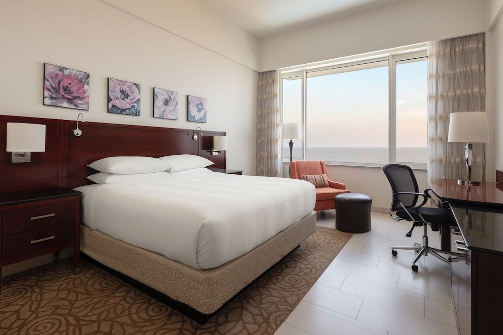 Deluxe Room, 1 King Bed, Ocean View