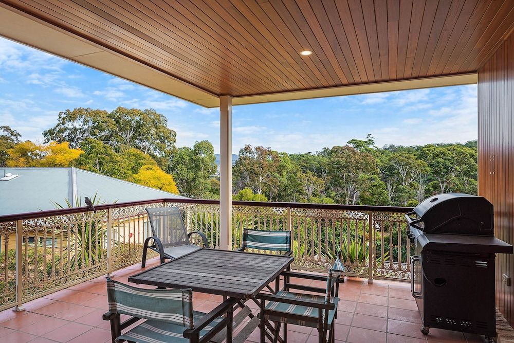 Robyns Nest Boutique Resort Extended Stay Couples 5