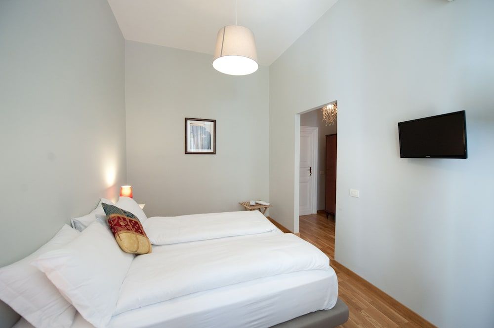 undefined Cassiodoro 19 10