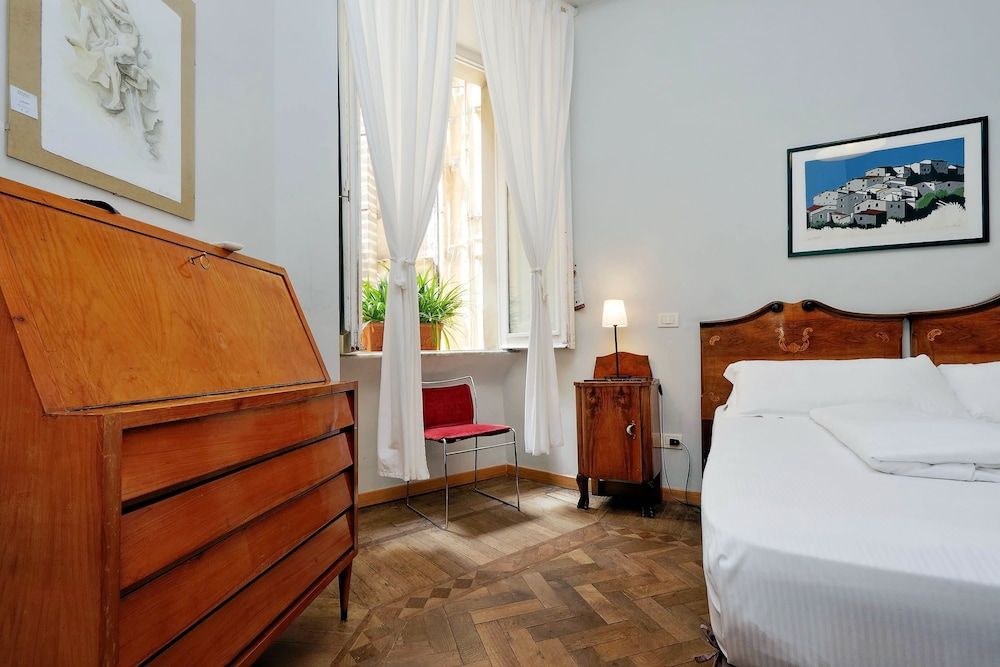 Cassiodoro 19 Double Room 6