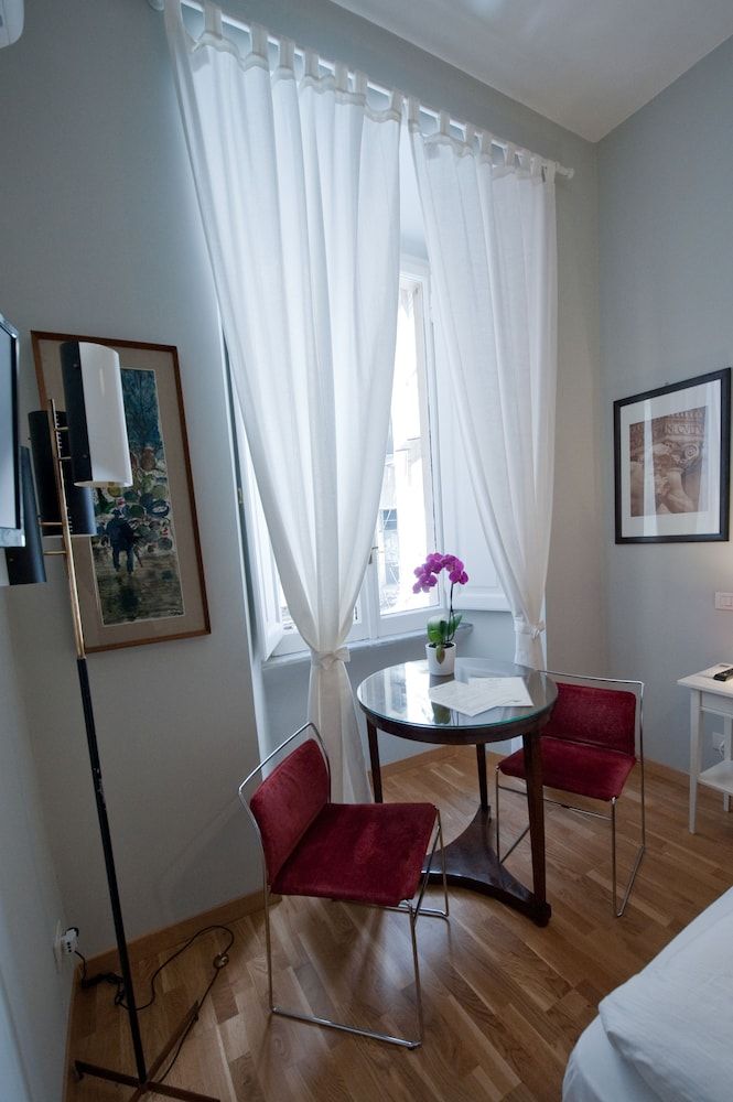 undefined Cassiodoro 19 3