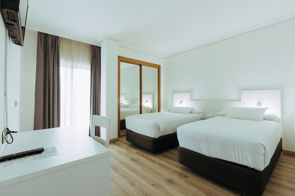 Hotel Alfonso I Double Room, Twin Beds 2