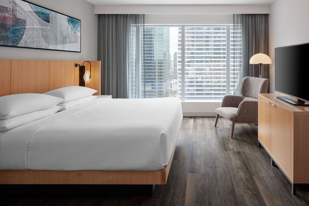 undefined Delta Hotels by Marriott Toronto 10