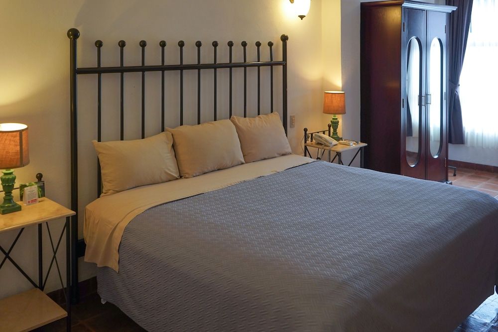 Hotel Real de Leyendas Standard King 2