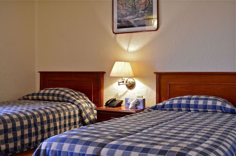 Hotel Lastra Double Room, 2 Twin Beds 2