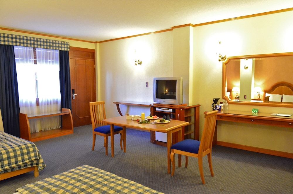 Hotel Lastra Quadruple Room 2