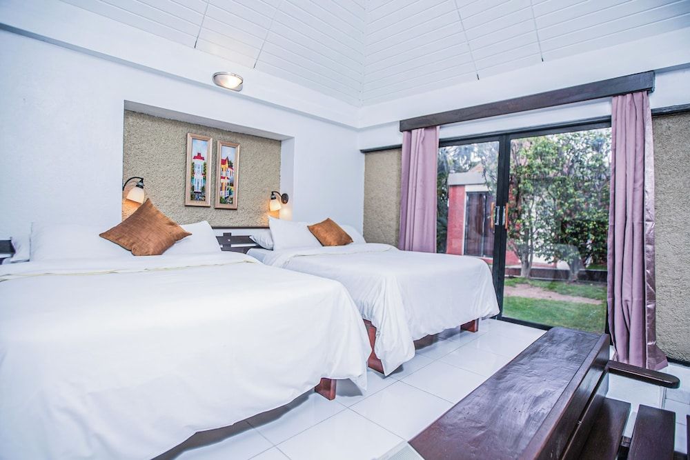 Visa Lodge Standard Room, 2 Queen Beds 2