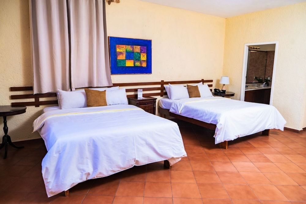 Visa Lodge Suite, 2 Queen Beds 3