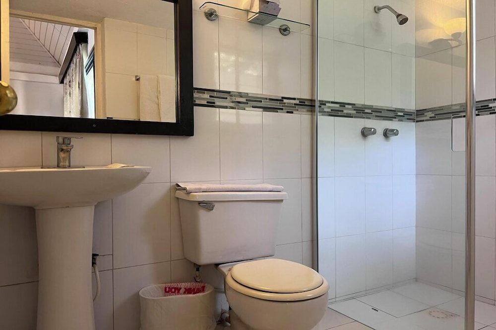 Visa Lodge Suite, 2 Queen Beds 6